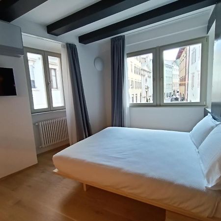 Le Meridiane City Rooms In Trento Exterior foto