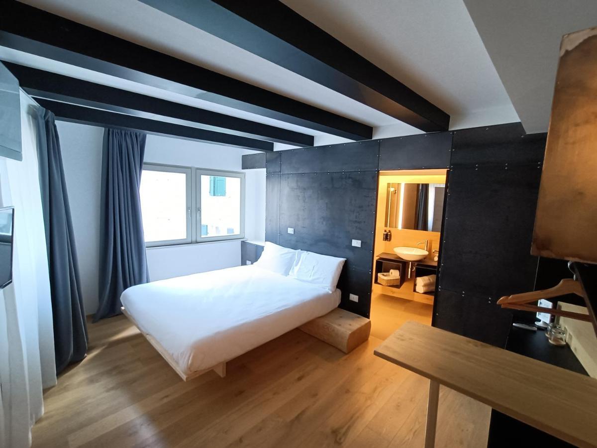 Le Meridiane City Rooms In Trento Exterior foto