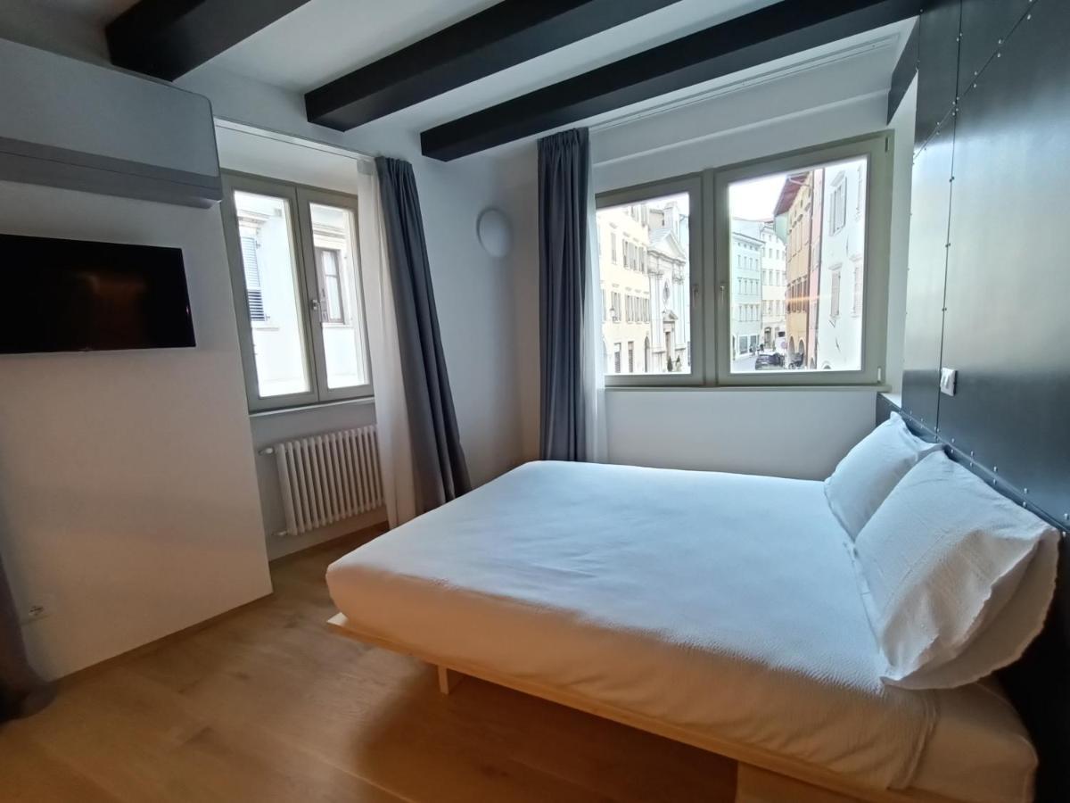 Le Meridiane City Rooms In Trento Exterior foto