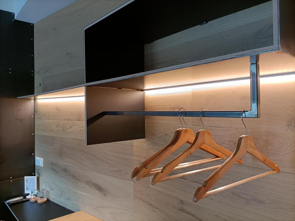 Le Meridiane City Rooms In Trento Exterior foto