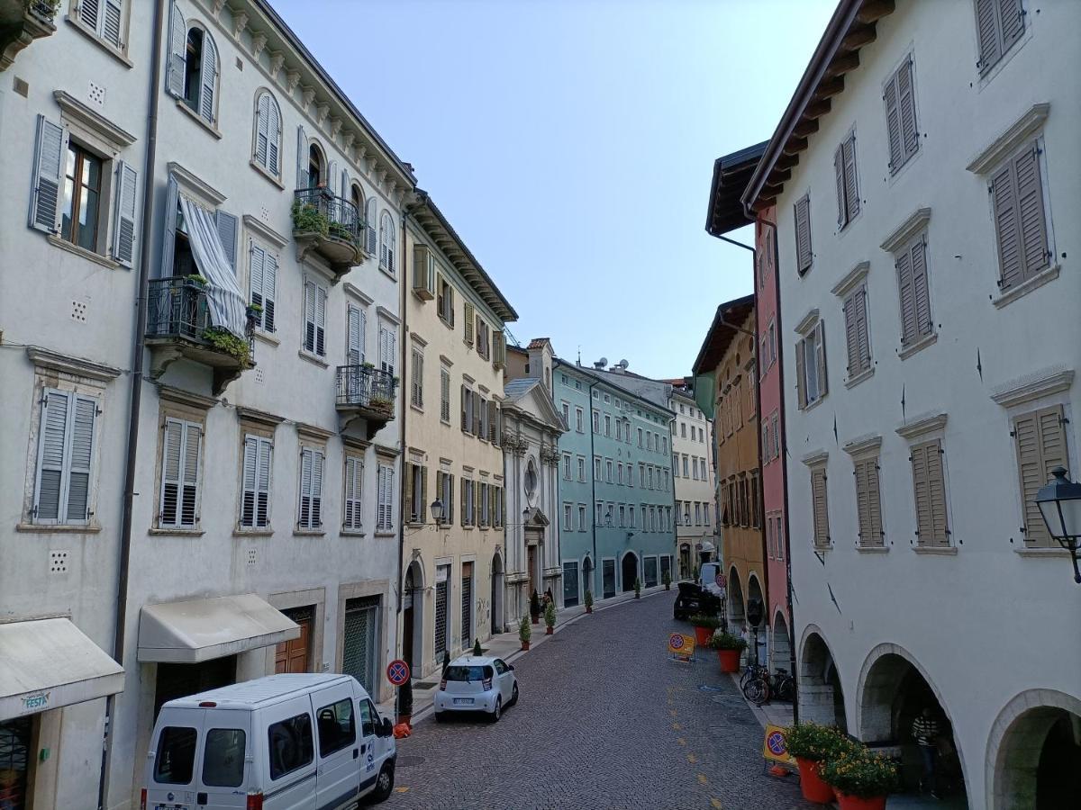 Le Meridiane City Rooms In Trento Exterior foto