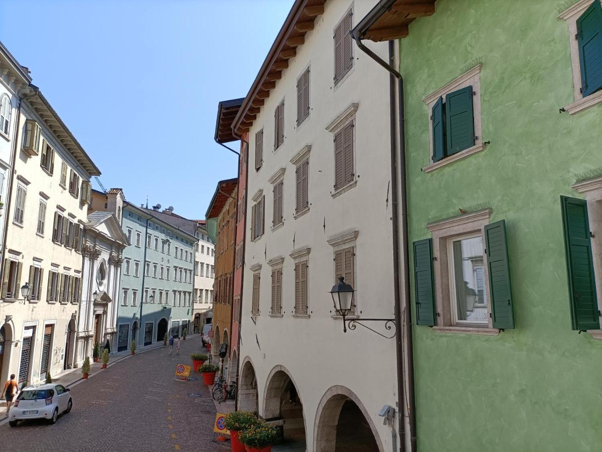 Le Meridiane City Rooms In Trento Exterior foto